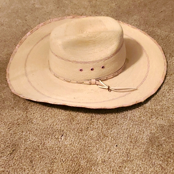 Cowboy hat - Picture 2 of 3